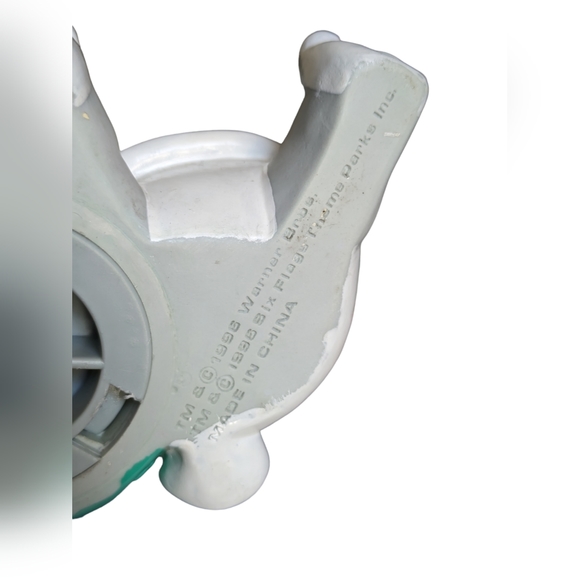 1996 Baby Bugs Bunny with Carrot and Six Flags Money Bag Piggy Bank with Stopper - Picture 13 of 13